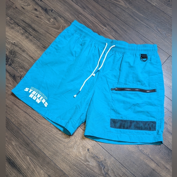 NWT Strivers Row Blue Men's Shorts Size 2XL - Picture 1 of 8